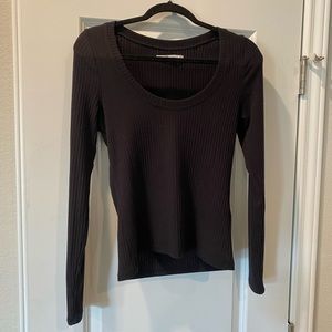 Abercrombie & Fitch Long Sleeve Scoopneck Shirt